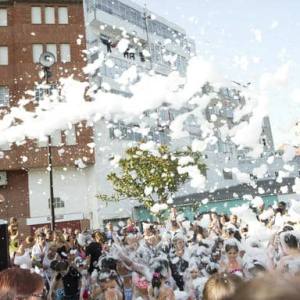 Fiesta de espuma