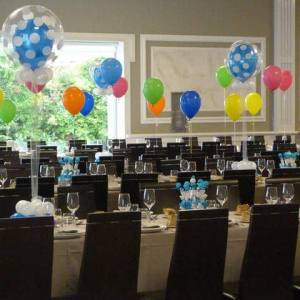 Mesas decoradas con globos